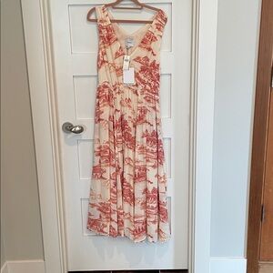 Reformation salmon and Cream V-Neck Dress
Farrah sleeveless